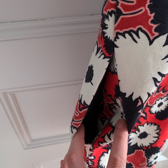 ❌SOLD❌ Zara Dress from Spain - Picture 3 of 8